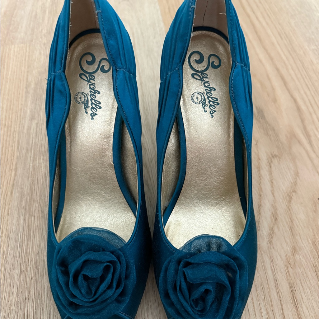 Seychelles Blue Peep-Toe Heels With Rosette Detail